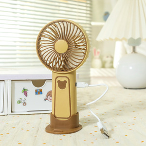 Ventilador portátil de mano con batería recargable USB, motor de 5W DC, tres velocidades para uso en escritorio o viajes. - Product Image 5