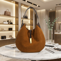 Tas Hobo Kulit Asli Premium Berkualitas Tinggi Buatan Tangan dengan Aksen Patchwork Suede, Serbaguna untuk Wanita