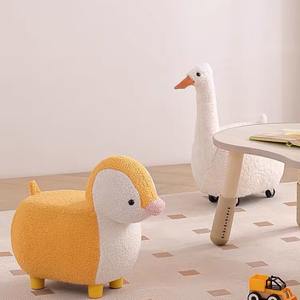 Tabouret en forme d'oiseau pour enfants, siège en peluche de dessin animé pour la décoration de la chambre des enfants, chaise durable remplie de mousse - Product Image 4