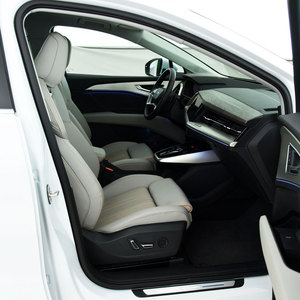 <span class=keywords><strong>Pas</strong></span> <span class=keywords><strong>cher</strong></span> Haute vitesse 160 km/h audis <span class=keywords><strong>q5</strong></span> 2009 2013 2015 2016 2020 e-tron ev voitures électriques 40 E-tron star brillant brocart costume en stock - Product Image 6