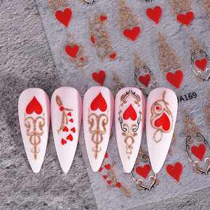 Adhesivos Decorativos para Uñas con Diseño de Corazón Dorado Brillante para el Día de San Valentín, Lazo, Flecha, Luna, Líneas, Estilo Y2K - Product Image 1