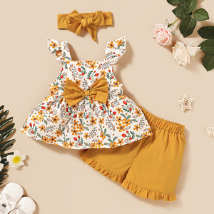 Set di Abbigliamento per Bambine a Prezzo di Fabbrica, Grazioso Completo Estivo a Tre Pezzi con Fiocco - Product Image 2