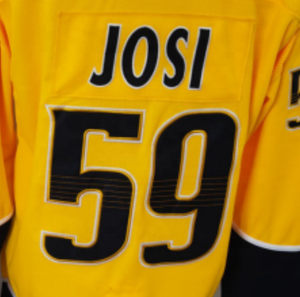 Pronto per la spedizione di Nashville Filip Forsberg Gold Home maglia da Hockey nazionale cucita di migliore qualità - Product Image 2