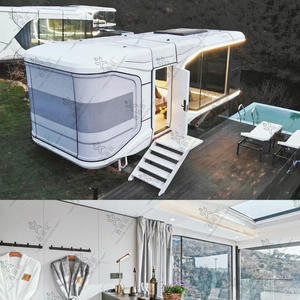 Hôtel de luxe interactif avec expérience immersive de paysage de forêt rouge en ligne, B&B, technologie de pointe, maison étoilée - Product Image 1