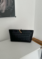 Nouveau Sac à Main Élégant 2026 pour Femme – Style Luxe Designer Rétro Tendance – Idéal pour le Shopping, le Quotidien, les Affaires et les Soirées
