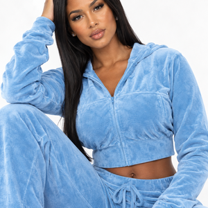Ensemble de survêtement décontracté pour femme en velours, deux pièces : sweat à capuche court zippé et pantalon évasé taille haute à cordon de serrage - Product Image 5