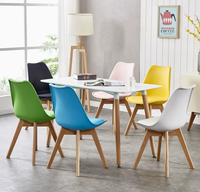 Chaise de bureau à domicile, salon, style moderne, en cuir PU, plastique PP, chaise de salle à manger, chaise inclinable en bois, nouveau design