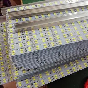 Disesuaikan kecerahan Super DC12V 24V SMD5730 144led/m LED Bar cahaya warna putih Aluminium LED papan cahaya