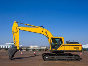 RC 21t Excavadora grande Full Metal Hidráulica E6210F Motor de excavadora sobre orugas Nueva lista de precios de excavadora Trabajos de operador de Protección de cabina