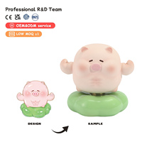 Figurines de cochon mignonnes en résine, boîte surprise rotative, jouets de dessin animé, vente en gros, ornement de bureau, décoration de tableau de bord de voiture