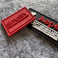 Écussons en PVC, caoutchouc et silicone personnalisés avec logo d'usine, imprimés en 3D, gaufrés, formes cœur et fleur, à coudre sur les chapeaux, marque OEM JAHOO, MOQ 500+