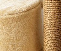 Arbre à chat compact avec niche privée, griffoir en sisal, plateforme de repos ronde et jouet interactif à bille