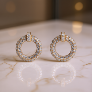 Orecchini a Cerchio E2705 in Oro Bianco con Cristalli e Strass, Gioielli Geometrici di Lusso per Donna - Product Image 2