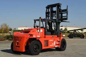 Carretilla elevadora diesel de 14 toneladas NEWINDU CPCD140 carretilla elevadora resistente estable - Product Image 3