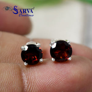Pendientes de Plata de Ley con Granate, Piedra de Nacimiento de Enero, Joyería Fina, Pendientes Finos, Joyería Personalizada - Product Image 3