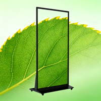 Écran publicitaire LED d'intérieur ultra-fin Pushunled, pliable avec roues, durée de vie de 100 000 heures, résolution 8K, prise en charge HDR pour les magasins