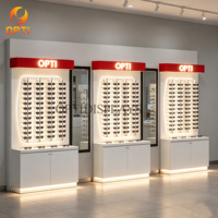Exhibidor de Gafas de Sol Atractivo, Mueble de Madera Personalizado y Duradero para Exhibición de Gafas en Pared de Listones