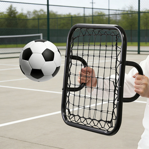 אימון דיוק בדיגים בכדורגל, רשת יעד ידנית, סיטונאי ו-OEM עם ידיות נגד החלקה לקבוצות כדורגל - Product Image 1
