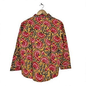 Ensemble de pyjama pour homme à manches longues à imprimé floral, tissu en satin 100% coton, vêtements de nuit décontractés, motif tissé, saison printemps, cadeau pour elle - Product Image 6