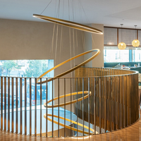 Lustre suspendu LED en spirale carré moderne en acier inoxydable avec commande sans fil, haute luminosité, pour îlot de cuisine de luxe