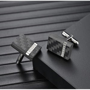 Boutons de manchette en acier inoxydable avec logo personnalisé Fabricant de boutons de manchette en métal argenté vierge Boutons de manchette gravés en français pour chemise homme - Product Image 1