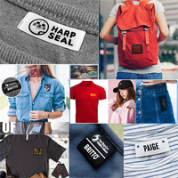 Étiquette tissée personnalisée en coton gros-grain avec logo de marque privée, pliée au centre, à coudre sur les vêtements