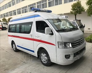 Nouvelle ambulance médicale Foton Véhicule de <span class=keywords><strong>service</strong></span> de consultation et de traitement médical mobile de luxe avec configuration complète - Product Image 1