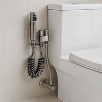 Set Semprotan Bidet Dinding Modern dari Baja Anti Karat Desain Ramah Lingkungan Nozzle Pembersih Otomatis Pemasangan Mudah Toilet Hotel