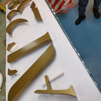 Enseigne métallique personnalisée YIJIAO, lettres en relief 3D rétroéclairées, lettres métalliques fabriquées pour les magasins