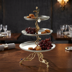 ชั้นวางเค้กแต่งงาน 3 ชั้น ยี่ห้อ Chaman India ผลิตจากสแตนเลสสตีลขัดเงา รุ่น Orchid - Product Image 2