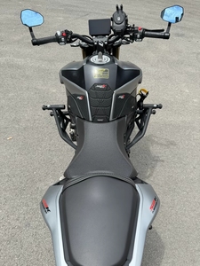 <span class=keywords><strong>Moto</strong></span> de rue haute performance QJMotor SRK600 600cc, refroidie par eau, adaptée aux pilotes expérimentés, parfaite pour la conduite en ville - Product Image 6