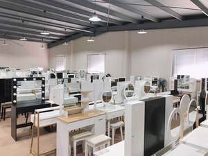 Mueble de Almacenamiento Phoenix Home de Madera de Pino Reciclada con 2 Cajones, Color Marrón, para Sala de Estar, Entrada, Estilo Rústico, Uso en Hospitales y Escuelas - Product Image 6