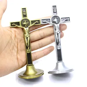 Estacos de crucifixo de liga católica religiosa personalizada fornecedor