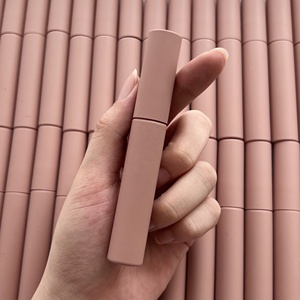 Máscara de Pestañas Eye Art Luxury Nude Tube, Vegana, Resistente al Agua, 3D Maxi Volume Brush, Marca Privada - Product Image 2