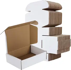 صندوق أبيض مخصص صغير من الورق المقوى المضلع للشحن والإرسال عبر البريد للتعبئة