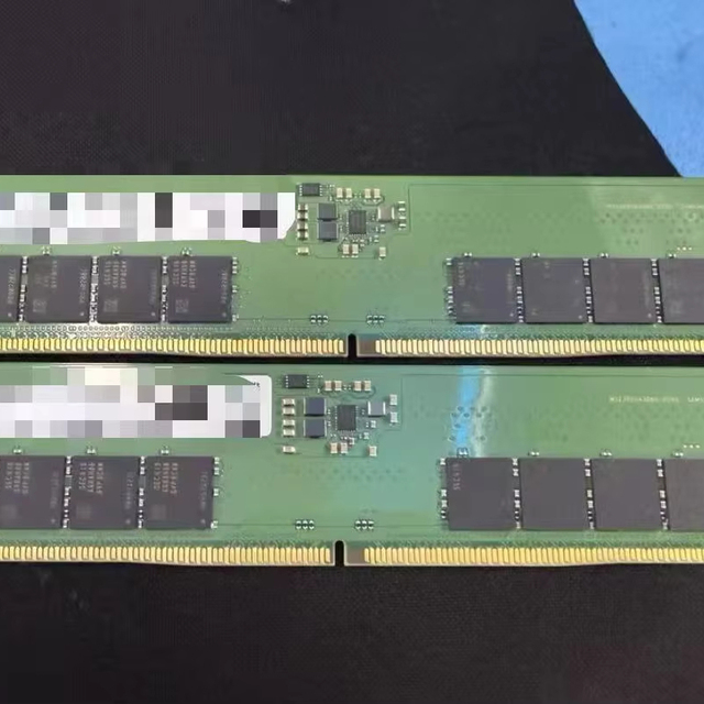100% Original Ram M323R2GA3DB0 DESKTOP MEMORY DDR5 Rams 16GB 1RX8 PC5 5600B DDR5 Server Used ModuleR