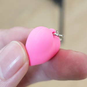 Porte-clés en caoutchouc souple créatif Internet célébrité coeur pendentif Couple décoration voiture sac à dos accessoire suspendu - Product Image 3