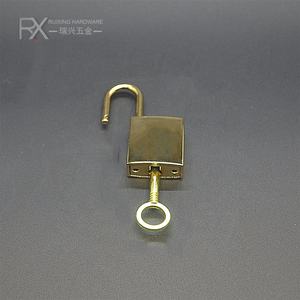 Candado decorativo de metal de alta gama de aleación de zinc personalizado con llave, accesorios de cierre de Bolsa real, para bolsos, accesorios de caja de equipaje - Product Image 2