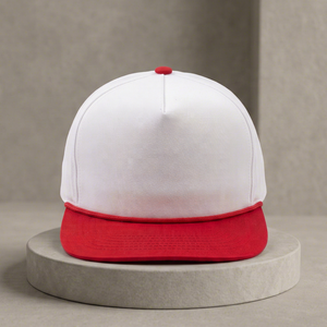 Gorra Unisex de 5 Paneles con Cierre a Presión, Blanca y Roja, Visera Plana, Color Sólido, Ajustable, Estilo Béisbol, Casual, para Adultos, para las Cuatro Estaciones - Product Image 1