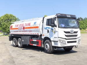 Camion-citerne polyvalent pour produits chimiques dangereux 20m³-35m³ Camion-citerne de ravitaillement aéroportuaire Camion-citerne à huile En stock - Product Image 4