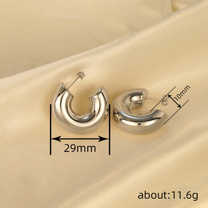 Orecchini a Cerchio Geometrici a Forma di U, Eleganti e Lucidi in Stile Francese, Gioielli per Donne, Uso Quotidiano, Outfit da Festa, Regalo - Product Image 4