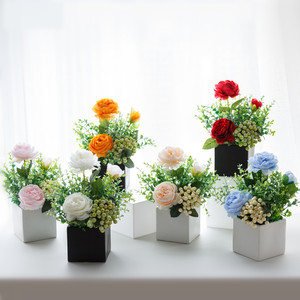 Arreglo de Flores Artificiales de Hortensia Mariposa de West Lake, Flores de Seda de 25 cm para Decoración de Mesa de Sala de Estar o Dormitorio - Product Image 4