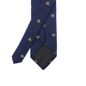 Chine vente en gros 100% soie tissé personnalisé <span class=keywords><strong>cravate</strong></span> gros-grain bleu marine doré <span class=keywords><strong>fleur</strong></span> <span class=keywords><strong>de</strong></span> nénuphar Floral hommes Vintage <span class=keywords><strong>cravate</strong></span> pour hommes - Product Image 6