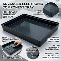 Plateau en plastique robuste empilable et antistatique pour le stockage de composants sensibles, idéal pour atelier de réparation électronique et bureau.