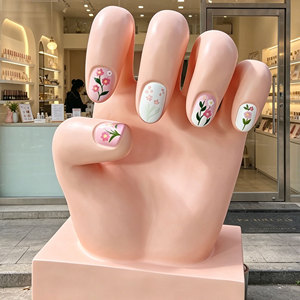 Sculpture géante personnalisée <span class=keywords><strong>en</strong></span> fibre de verre et résine <span class=keywords><strong>en</strong></span> forme de main, statue florale pour manucure, présentoir publicitaire pour salon de manucure, centre commercial, devanture de magasin - Product Image 2