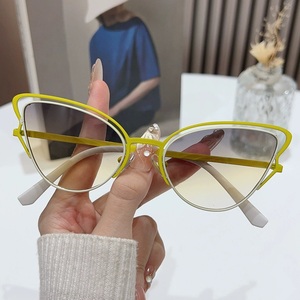 <span class=keywords><strong>Gafas</strong></span> <span class=keywords><strong>de</strong></span> sol sexis Metal Cat Eye Punk para mujer, <span class=keywords><strong>gafas</strong></span> <span class=keywords><strong>de</strong></span> sol con montura hueca colorida <span class=keywords><strong>de</strong></span> nuevo diseñador 2025, <span class=keywords><strong>gafas</strong></span> <span class=keywords><strong>de</strong></span> sol Vintage para mujer, <span class=keywords><strong>gafas</strong></span> <span class=keywords><strong>de</strong></span> conducción UV400 - Product Image 3