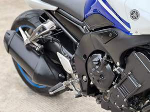 Yamaha <span class=keywords><strong>FZ1</strong></span> 1000cc Quattro Cilindri in Linea Raffreddati ad Acqua ABS Moto Naked da Strada Bianca Blu Sportiva ad Alte Prestazioni Vendita all'Ingrosso - Product Image 5