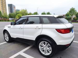 Landwind X7 2017 2.0T Usado, SUV Blanco de Lujo, Auto de Segunda Mano - Product Image 5