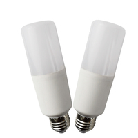 Ampoule LED Pilier AC85-265V 15W Taille 42*132mm E27 PF0.6 CRI 80 Source de lumière intégrée 6500K Emballage personnalisé Garantie 2 ans