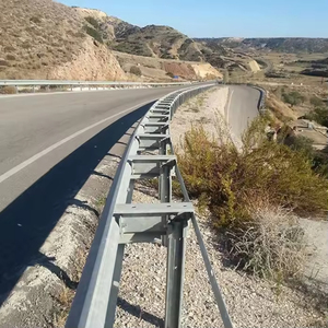Sistema completo de barreras de seguridad para carreteras tipo W, postes de acero, espaciadores, pernos, conjunto de seguridad vial galvanizado - Product Image 2